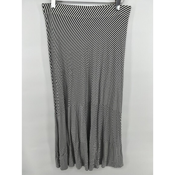 Chico's Size 0 Maxi Skirt Women's striped Pull On Stretch Knit - Picture 1 of 4